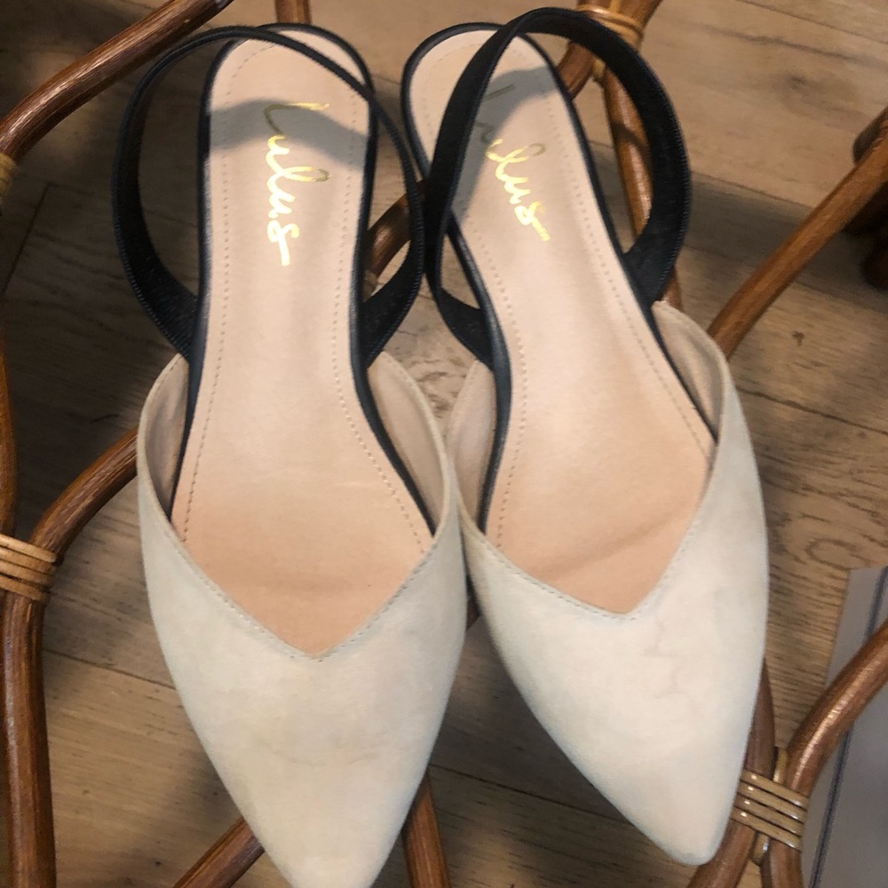 Lulus Slingback Flats 10 Cream Black Pointed Toe Faux Suede Elastic Strap (1881) - Picture 3 of 11